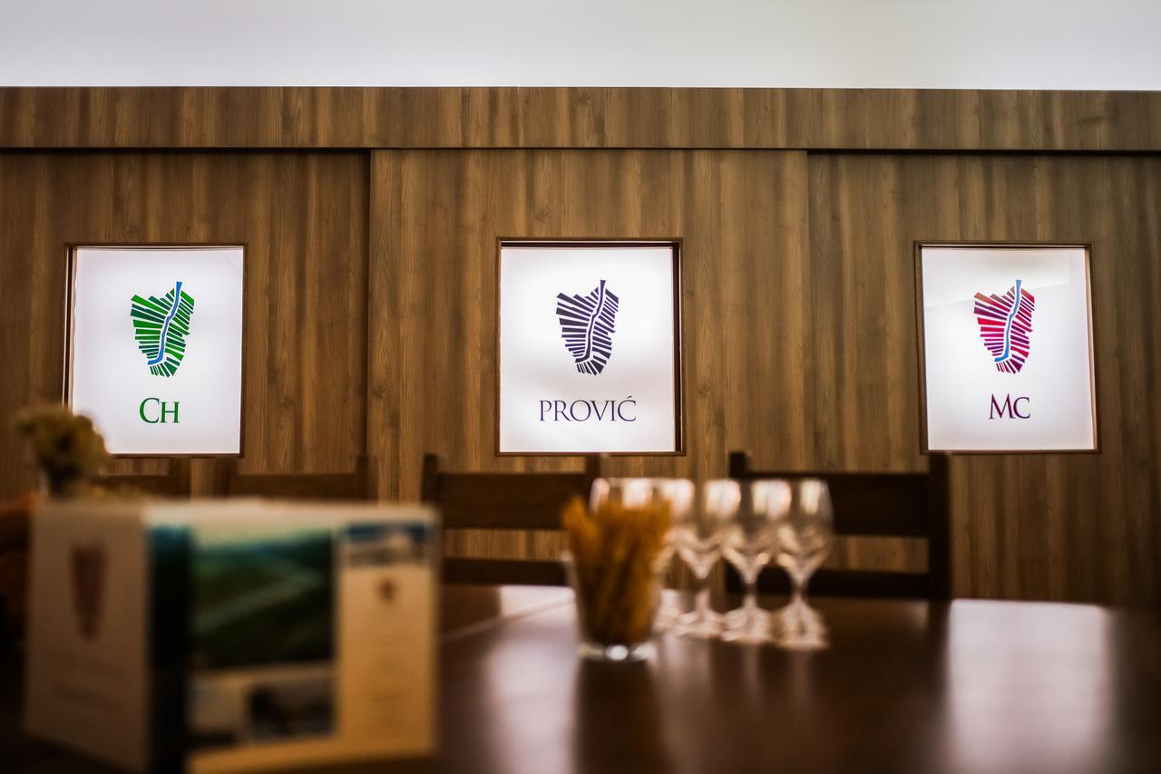 Hotel Merlot Opuzen  Экстерьер фото